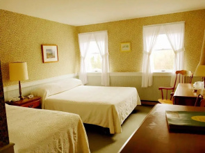 Highland Lodge