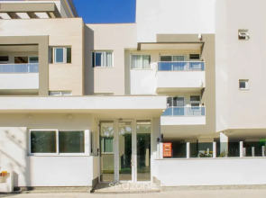 Modern Apartment With Pool and Barbecue Crr201
