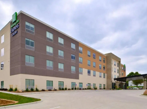 Holiday Inn Express & Suites Ottumwa by IHG