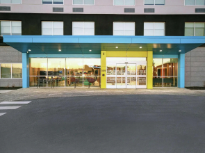 Tru by Hilton Portland Airport Area