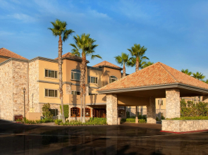 Ayres Suites Diamond Bar