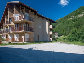 Studio in France With Mountain Views