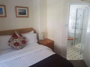 Trelinda Hotel
