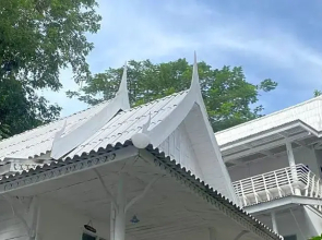 Banthaisangthain Resort