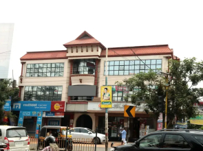 OYO 6711 Geojo Residency