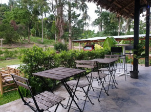 Samui Caravans Hill Camp