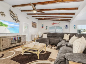 320 Bayland Breeze: Pet-friendly 2br W/ Water Views! 2 Bedroom Home