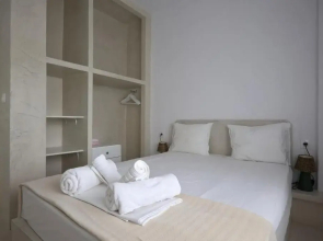 Family Maisonette with pool #4