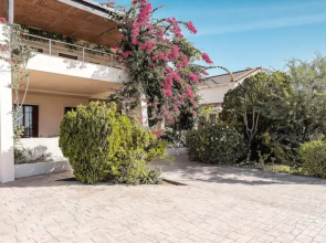 Amaryllis Beach House