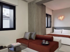 The Newel Metaxourgeio