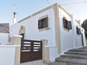 KAMARA traditional house
