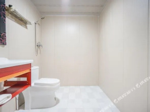 Valley Breeze Holiday Inn(大庆微风山谷假日宾馆)