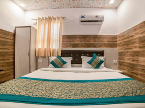 OYO 13772 hotel krishna