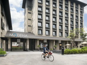 Modena by Fraser Vĩnh Yên