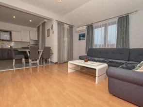 Apartment Camelia