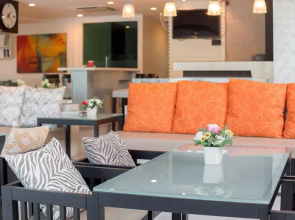 G1 Serviced Apartment Kamala Beach
