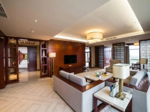 Jing Cheng Earthsea SPA Holiday Center - Ruili