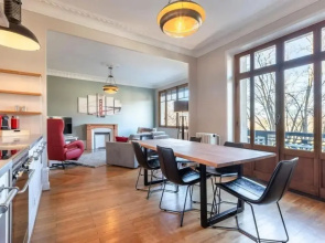 The Red Heart of Annecy - Magnifique appartement pour 4 personnes