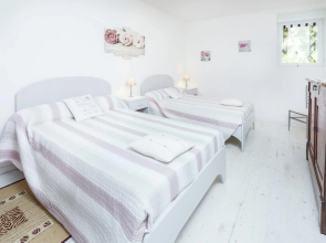 Amazing Holiday Home in Cazals With Terrace