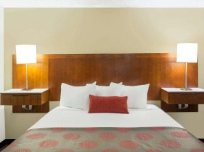 Crystal Inn Hotel & Suites
