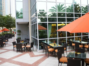 Отель Ramada by Wyndham Downtown Dubai