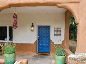 Casa de Trinidad - Historic Railyard Adobe, Walk to The Plaza