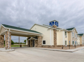 Cobblestone Inn & Suites - Oberlin