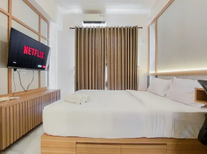Warm And Nice Studio Room Sky House Bsd Apartment