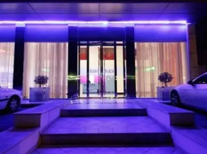 Mary Plaza Hotel