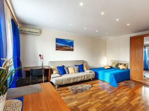 Аврора на улице Красная 5