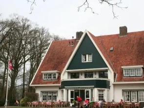 Hotel De Barones