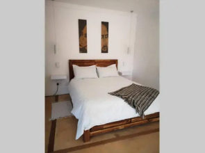 Joy Haven Large Studio