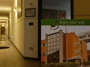 Green Hotel