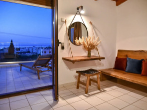 Iraklis Studios & Apartments