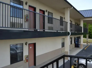 HiWay Inn Express