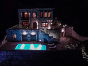 Dionysos Luxury Villa