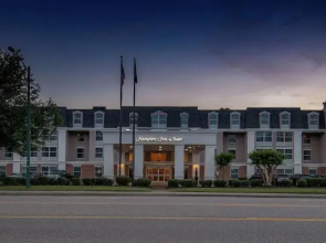 Hampton Inn
