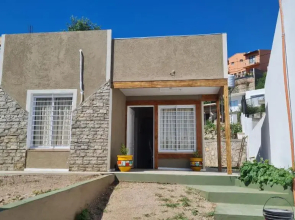 Vicky House