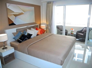 Kata Plaza 1 bedroom Modern Apartment