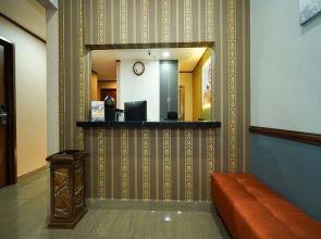 Enrich Hotel by OYO Rooms