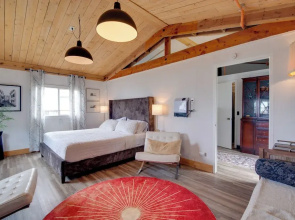 Walkable Beach Bungalow in Ocean Shores!