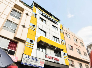 OYO 79004 Flagship Hotel Kasturi Continental