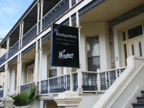 Glenelg Beach Hostel