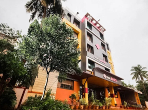 Capital O 49169 Hotel Raks