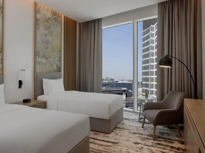 Отель Holiday Inn Dubai Business Bay