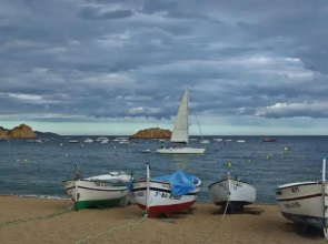 Lets Holidays Apartment Costa Brava