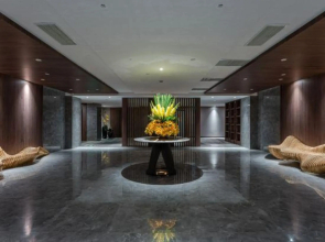 Taizhou Meizhu Hotel (Jiaojiang City Government Avenue Baolongcheng Store)