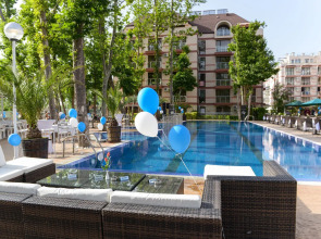 Apart Hotel Tarsis Club