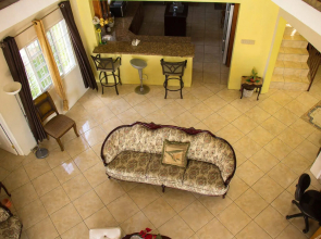 Chateau De La Rose Bed and Breakfast