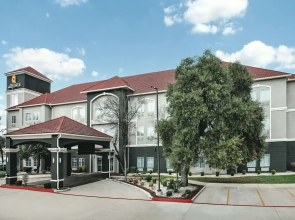 La Quinta Inn And Suites San Antonio The Dominion